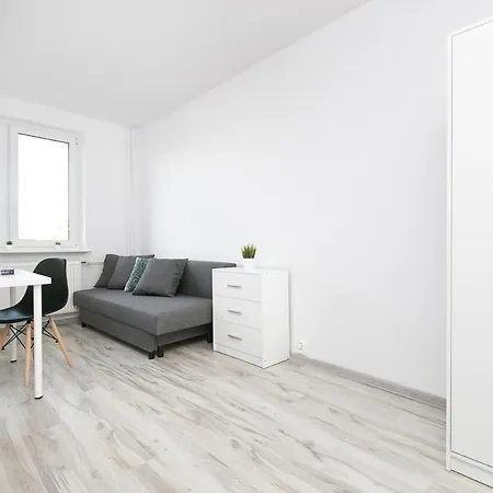 Rooms4less