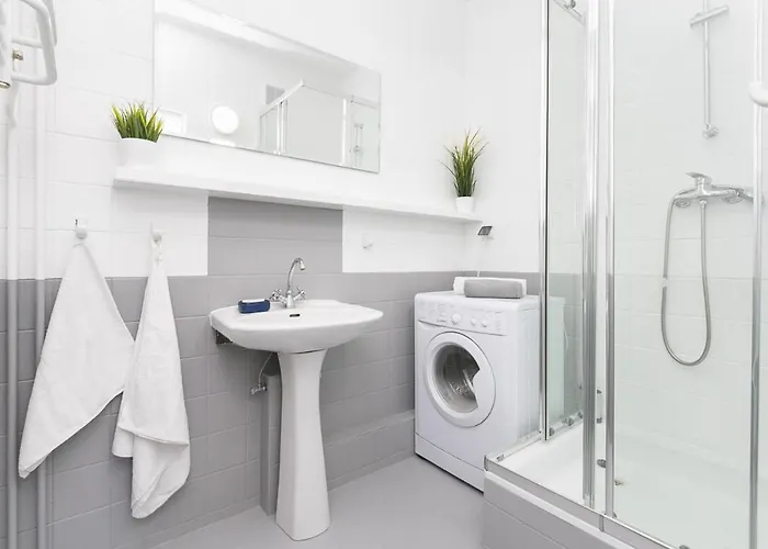 Rooms4less Konukevi *