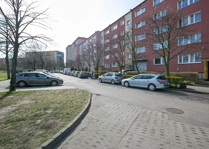 Rooms4less Konukevi Gdansk